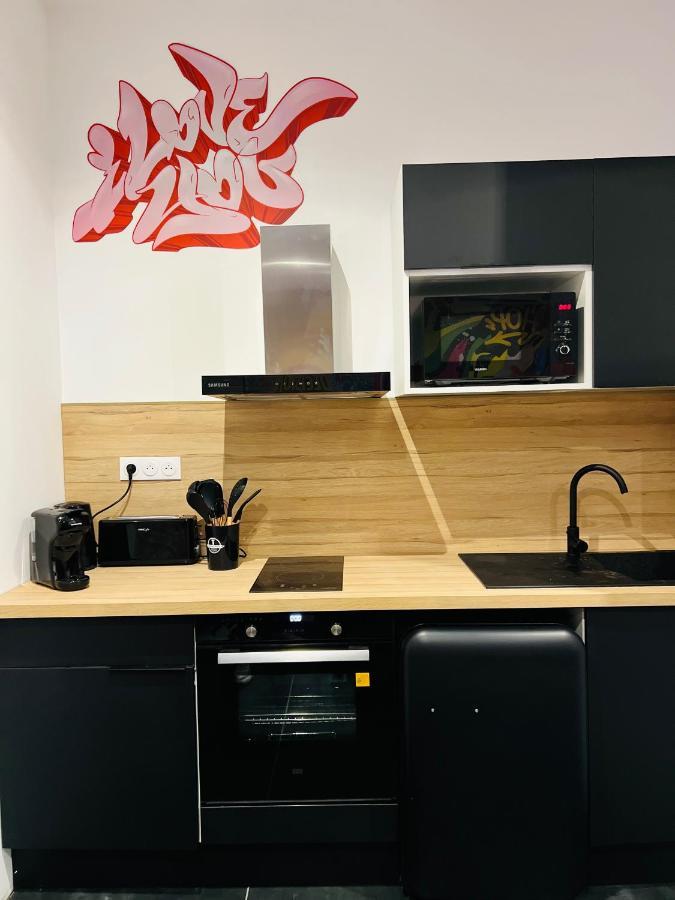 Capsule Street Art - Sauna- Jacuzzi - Playstation 5 - Billard - Netflix - Home Cinema - Terrasse Douai Exterior photo